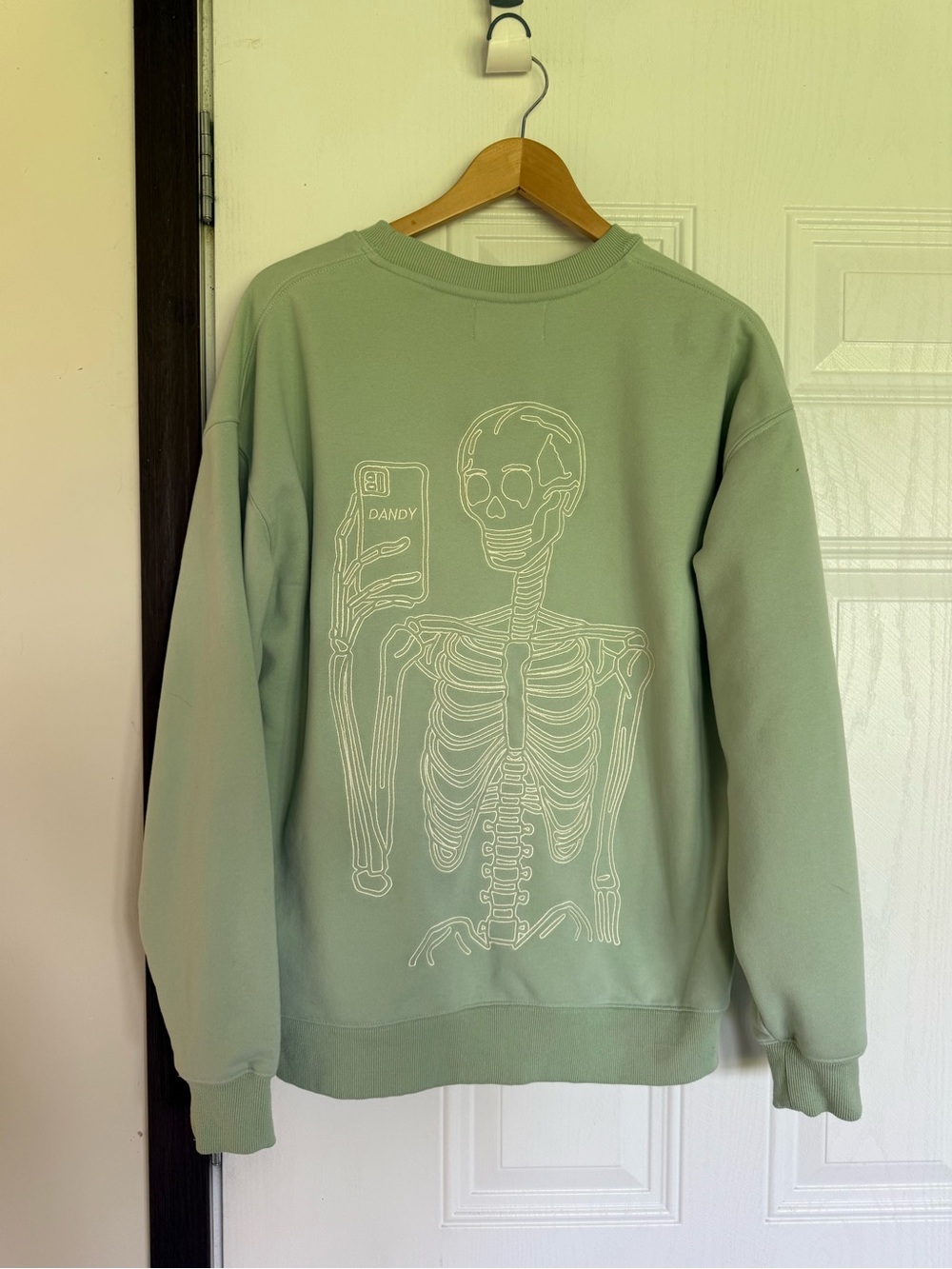 Mint green DANDY worldwide sweatshirt embroidered skeleton with cell phone -